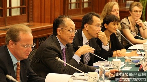 �������м����ʽ��ڹ�˾��ͬ�ٽ��й���������仯